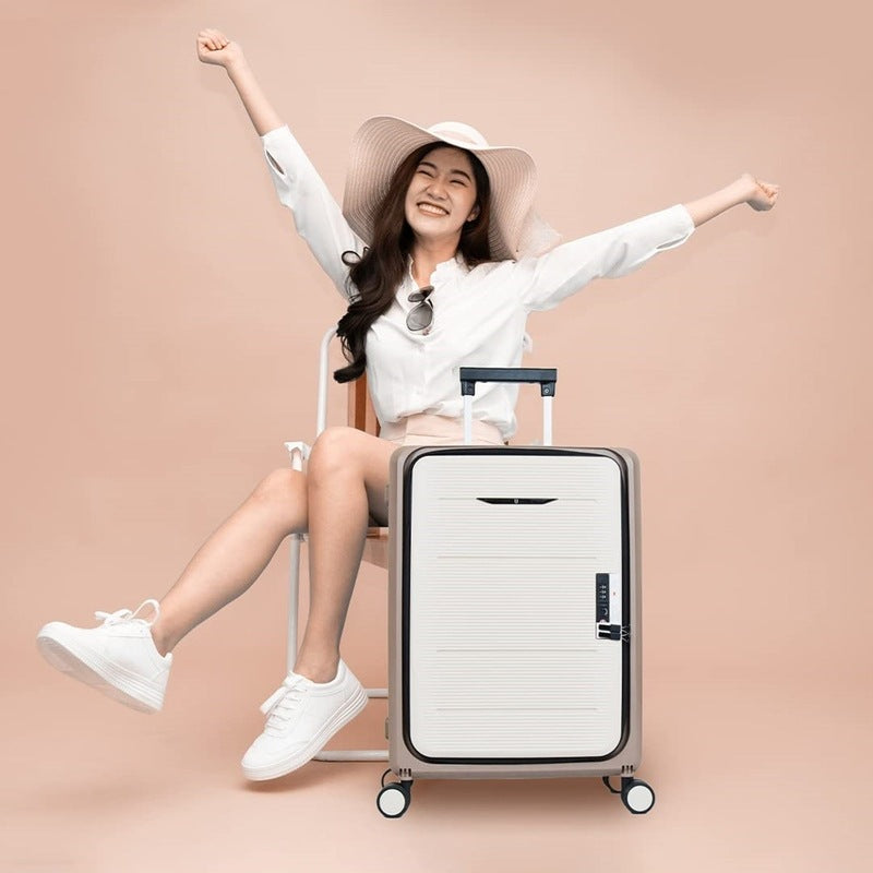 Clownfish suitcase - Travel with ease