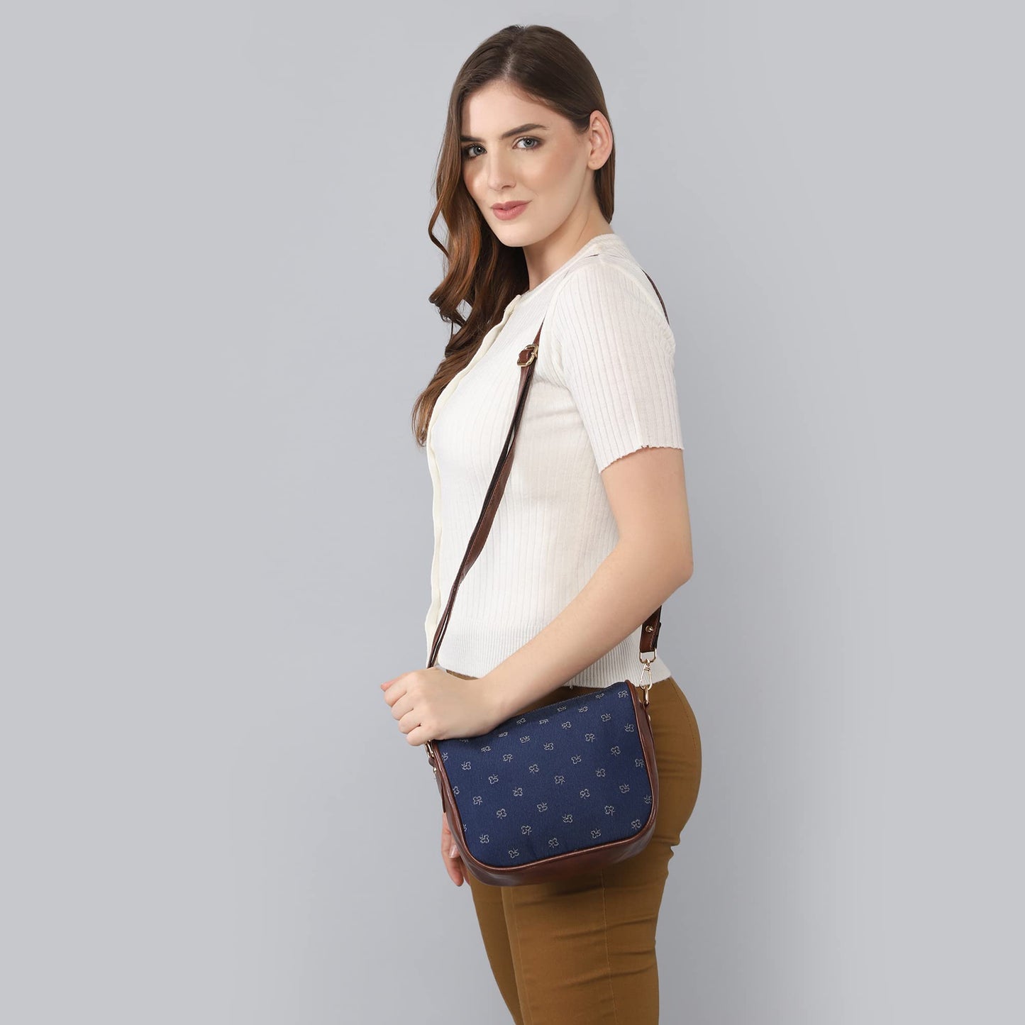THE CLOWNFISH Garnet Series Printed Handicraft Fabric & Tapestry Crossbody Sling Bag for Women Ladies Single Shoulder Bag Shoulder Belt (Blue-Spade)
