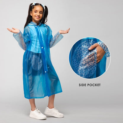 THE CLOWNFISH Shower Saver Series Unisex Kids Waterproof Single Layer PVC Longcoat/Raincoat with Adjustable Hood. Age-5-6 Years (Sky Blue)