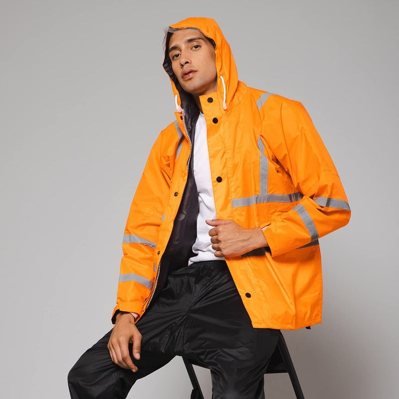 Clownfish Leroy Series Rain Coat - Hiking Adventure