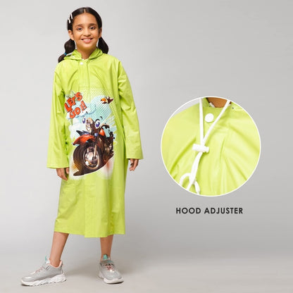 THE CLOWNFISH Toon Caper Series Kids Waterproof PVC Longcoat with Adjustable Hood & Extra Space for Backpack/Schoolbag Holding. Printed Plastic Pouch. Kid Age-3-4 years (Lime)