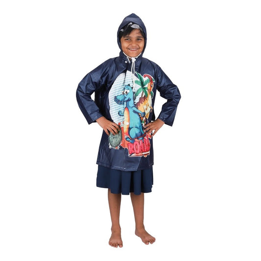 THE CLOWNFISH Toon Caper Series Kids Waterproof PVC Longcoat with Adjustable Hood & Extra Space for Backpack/Schoolbag Holding. Printed Plastic Pouch. Kid Age-3-4 years (Midnight Blue)