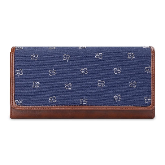 Clownfish wallet - gift for fashion-forward ladies