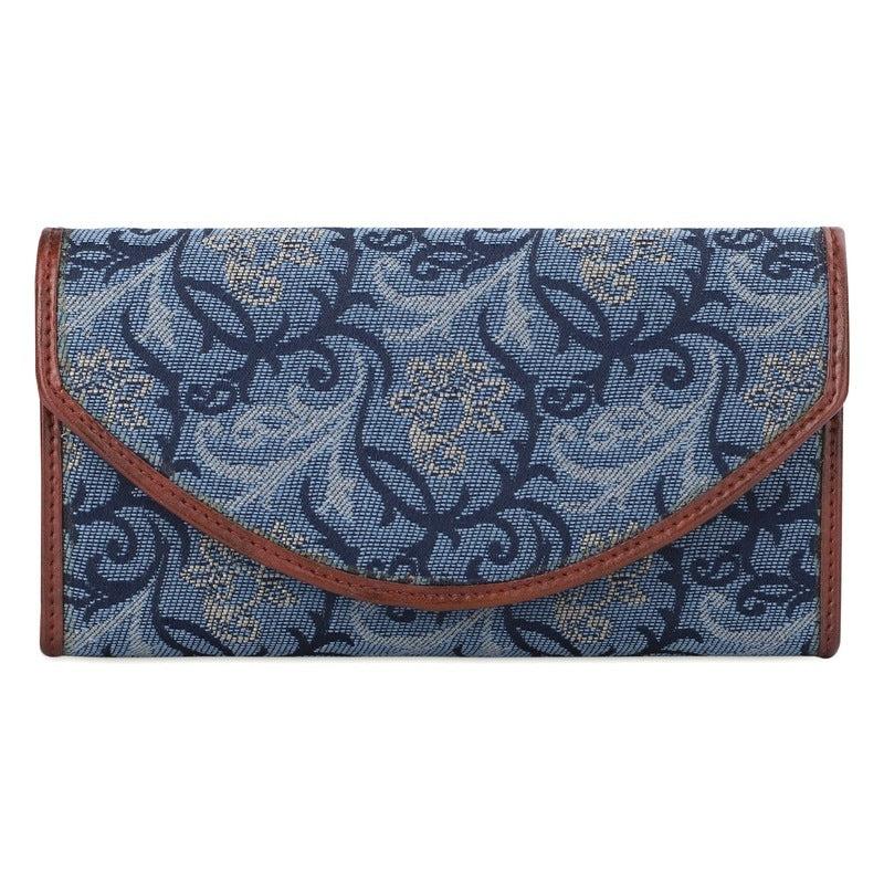 Clownfish Mia Wallet - College Essentials